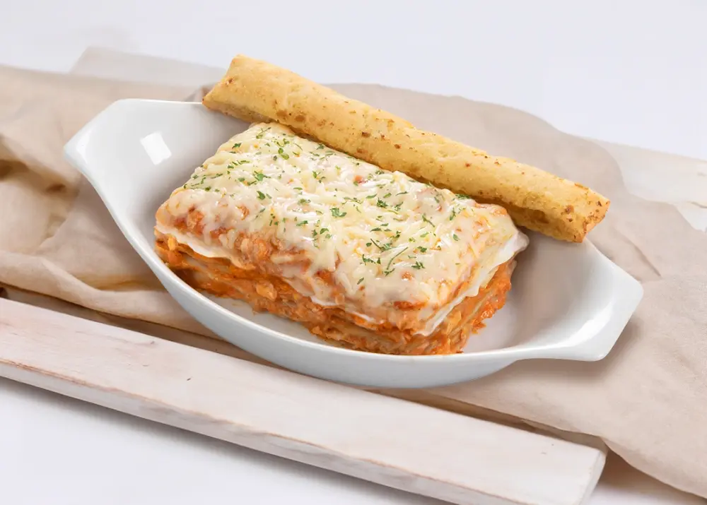 Tuna Lasagna Supreme Snack Plate